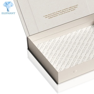 Customized Logo Plain Good Quality <b>White</b> Magnetic Clamshell <b>Gift</b> <b>Box</b> - Product Image 5