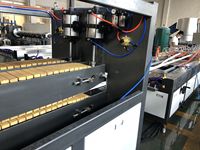 Ligne de production économique de tuyaux en PVC Machine d'extrudeuse pour la fabrication de granulés de plastique avec boîte de vitesses de moteur à vis
