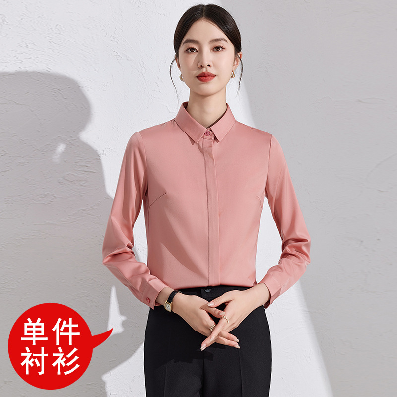 pink shirt