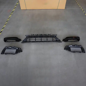 Kit de carrocería modificada para <span class=keywords><strong>Mercedes</strong></span> <span class=keywords><strong>Benz</strong></span> W205, parachoques estilo AMG con rejilla, modificado a <span class=keywords><strong>2019</strong></span> C63 - Product Image 2