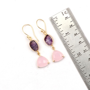 Pendientes colgantes chapados en oro de latón de Calcedonia rosa y amatista de piedra doble, nuevo diseño para mujer, joyería de regalo - Product Image 1