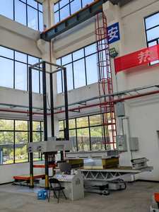 <span class=keywords><strong>Machine</strong></span> d'essai de compression à colonne longue <span class=keywords><strong>500T</strong></span> utilisée pour tester les propriétés mécaniques telles que la compression, la traction et la flexion - Product Image 5