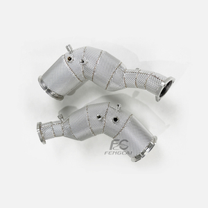 Tuyau de descente haute performance adapté à Audi <span class=keywords><strong>RS6</strong></span> C8 <span class=keywords><strong>4</strong></span>,0T 2019-2024 pour améliorer les performances de course, installation parfaite - Product Image 3