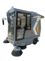 Nouvelle balayeuse routière électrique autopropulsée LM-W2200 2200 mm 18 500 m/h bac 260 L 48 V canon à brouillard pistolet HP nettoyage en marche arrière