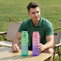 Bouteille d'eau en plastique personnalisée, écologique, anti-fuite, avec bouchon à bouton-poussoir et corde, minimaliste, 1050 ml, pour le fitness, la randonnée et le camping (vente en gros)