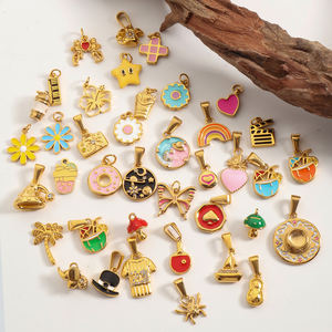 Venta al por mayor hecho a mano DIY encanto 18K chapado en oro de acero inoxidable colgantes finos dijes accesorios joyería de moda - Product Image 2