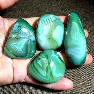 Pierres de palmier en agate sardonyx naturelle polie de haute qualité CrystalHola, 5-7 cm, pour la décoration, vente en gros - Product Image 1