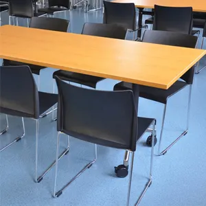 Platzsparend edelstahl folding schule kantine tisch mit rad