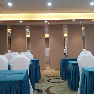 Parete Divisoria Elettrica con Alta Riduzione Acustica per Sale Banchetti di Hotel - Product Image 6