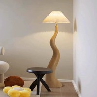 Tyson Creative Nordic Champignon Plissé Résine Debout Arc Incurvé Plancher Lumière Décorative pour La Maison