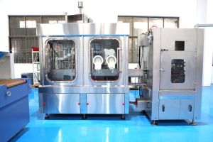 Máquina Automática <span class=keywords><strong>de</strong></span> Alta Precisión para Llenado <span class=keywords><strong>de</strong></span> Bebidas Carbonatadas, Jugos, Latas y Botellas, Multiformato, para Alcohol y <span class=keywords><strong>Cerveza</strong></span> - Product Image 2