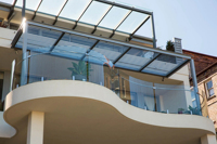 Véranda Solaire Moderne de Haute Qualité avec Verre Stratifié Personnalisable et Isolation Phonique pour Balcon Extérieur, Salle de Bain et Escalier, Garantie 5 Ans