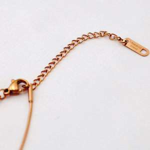 Geometric Necklace For Women Gold Irregular Pendant Snake Chain Minimalist Luxury Clavicle Chain Everyday Wear - Product Image 3