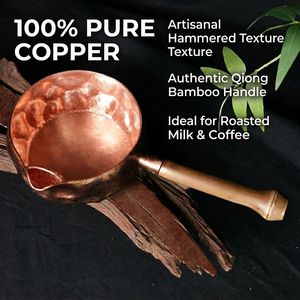 Cafetière turque en cuivre pur martelé, faite à la main, mini chauffe-lait avec bec verseur filtrant, petite casserole avec poignée en bambou naturel - Product Image 1