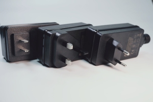 24 वी डीसी पावर एडाप्टर 12v 3a/15v 2a/24v 1.5a प्लग-इन राउटर के लिए प्लग-इन - Product Image 3