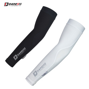 DAREVIE vente en gros manchons de bras de vélo chauffants sport soleil Protection UV couverture de <span class=keywords><strong>main</strong></span> refroidissement plus chaud course pêche cyclisme brassard - Product Image 1