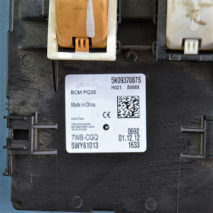 Unidad de Control de Carrocería BCM de Desguace para Automóviles de <span class=keywords><strong>Segunda</strong></span> <span class=keywords><strong>Mano</strong></span>, Leon, Sagitar, <span class=keywords><strong>Caddy</strong></span> 5K0937087R 5K0937087S, Módulo de Control de Carrocería - Product Image 5