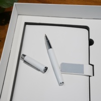 Coffret Cadeau d'Affaires Personnalisé en Cuir A5 Carnet Bouteille Isotherme Stylo Ensemble Produit Promotionnel de Luxe Vente en Gros