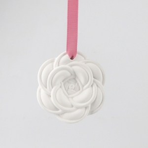 Sıcak satış ev aromaterapi el yapımı porselen çiçek Aroma koku yağı difüzörü asılı kokulu seramik araba hava spreyi - Product Image 3