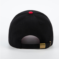 Gorra de béisbol clásica premium OEM de algodón y poliéster de 5 paneles con velcro, bicolor, con estructura y bordado, logotipo personalizado.