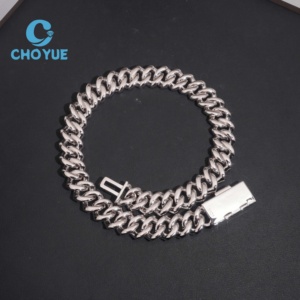 ลดราคาพิเศษ สร้อยคอเงินแท้ S925 ขนาด 15 มม. 3 แถว แบบ Cuban Link ประดับเพชรโมอิสซาไนต์ สไตล์ฮิปฮอป เครื่องประดับคุณภาพสูง สร้อยคอผู้ชาย ผ่านการทดสอบเพชร GRA - Product Image 2