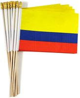 Drapeau miniature en bois personnalisé en polyester 100 % pour la Colombie, idéal pour les défilés sportifs, les fêtes et les décorations de festivals – Vente en gros