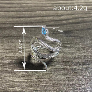 Anello a Forma di Serpente con Design a Goccia Aperta per Donne, Accessorio Moderno per Uso Quotidiano e Feste - Product Image 4