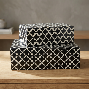 Lot de 2 boîtes de rangement décoratives noires et blanches à motif géométrique chic pour l'organisation et la décoration du bureau à domicile - Product Image 1