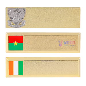 <span class=keywords><strong>Pin</strong></span> de solapa personalizado hecho en fábrica, insignia conmemorativa de cobre dorado y plateado, <span class=keywords><strong>PIN</strong></span> de seguridad, insignia, broche de metal rectangular, brillante y único - Product Image 1