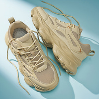 Chaussures décontractées pour hommes avec coussinets souples et soutien, idéales pour la ville et la marche, fabriquées sur mesure par le fabricant
