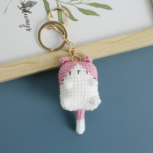 Haute qualité <span class=keywords><strong>laine</strong></span> douce au crochet chat porte-clés conception à la main tricoté en peluche Animal pendentif bon cadeau sac à dos breloque - Product Image 6