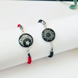 Bracciale per Coppie Suxuan Jewelry in Acciaio Inossidabile con Doppio Sole e Luna, Luminescente al Buio, Bracciale per San Valentino per Uomini e Donne - Product Image 4