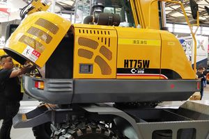 Excavadora sobre orugas 3255LC-9C Cummins 133kW Potencia 25000kg Peso 1,2 m Cubo Yanmar Motor Bomba Componentes del núcleo 1 año - Product Image 6