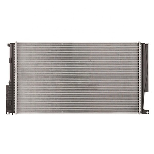 Pour <span class=keywords><strong>BMW</strong></span> <span class=keywords><strong>1</strong></span> F20-F21 118i 2011 Système De Refroidissement Moteur Radiateur Réservoir Nouveau OE 17117600520 17118678027 17118672107 Radiateur D'eau - Product Image 2