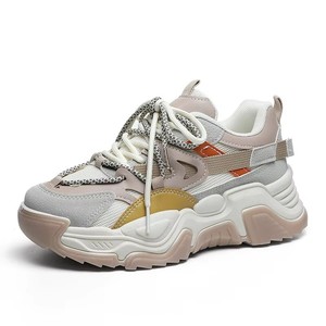 Zapatillas Deportivas para Mujer con Suela Gruesa de Goma Antideslizante con Cordones, Estilo Dad Shoes para Gimnasio, Correr y Caminar - Product Image 2
