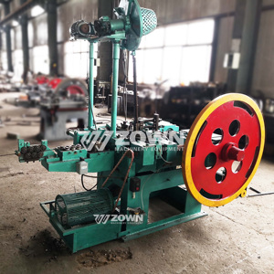 Capuchon d'ongle de toiture à grande vitesse faisant la machine de fabrication de clou de toiture ondulé en feutre de tête de parapluie torsadé en spirale automatique - Product Image 1