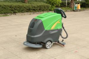 Nuova Lavasciuga Pavimenti Industriale a Conduzione Manuale con Serbatoio Acqua Pulita da 55L e Serbatoio Acqua Sporca da 65L, Macchina per Pulizie Commerciali con Design a Meno Riempimenti - Product Image 4