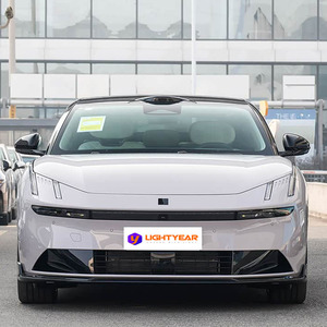 Véhicule chinois à énergie nouvelle Lynk&co 10 Grand SUV de luxe Gee-ly Auto Lynk&co 10 4 portes 5 places - Product Image 2