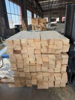 Factory Supply Radiata Pine Wood Timber Solid Pine Lumber for Construction Framing Building