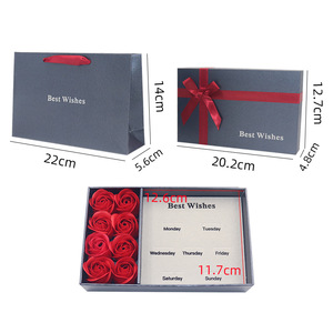 Scatola Regalo <span class=keywords><strong>per</strong></span> Gioielli con 8 Rose Rosse, Confezione Nera <span class=keywords><strong>per</strong></span> <span class=keywords><strong>Auguri</strong></span> di <span class=keywords><strong>Compleanno</strong></span>, San Valentino, <span class=keywords><strong>per</strong></span> Donne e Ragazze - Product Image 4