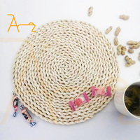 Hotel Restaurant Tischdekoration handgefertigt handgewebt Tee-Tasse Pad runde Platzmatten Platte Matte natürliche Vietnam Rattan-Unterlage