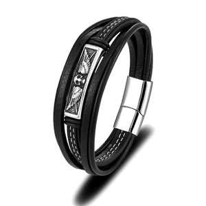 Bracelet en cuir multicouche style punk sombre pour homme avec fermoir magnétique en forme d'ailes de crâne, bijoux vintage en acier inoxydable, 19 cm, 21 cm, 23 cm - Product Image 5