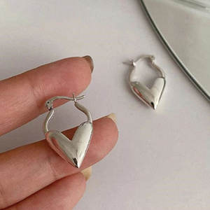 E2158 Orecchini a cerchio a forma di cuore in oro bianco, gioielli unisex alla moda, idea regalo - Product Image 4