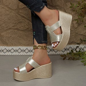 <span class=keywords><strong>Sandalias</strong></span> de Plataforma Abiertas Impermeables para Mujer, Novedad 2026, Venta al por Mayor OEM ODM, Versátiles para Uso en Exteriores con Tacón Alto - Product Image 3