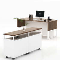 Bureau de direction de luxe en forme de L avec étagère à 3 niveaux, 2 tiroirs et armoire latérale à 1 porte pour table de direction de PDG
