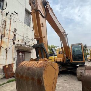 Excavatrice sur chenilles Hyundai215lc-9t jaune, hydraulique, pour travaux de construction, machine lourde sur chenilles - Product Image 3