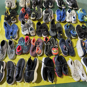Suministro Directo de Fábrica: Zapatos y Sandalias Usados para Mujer, Fardos de Zapatos Deportivos Usados al por Mayor - Product Image 4