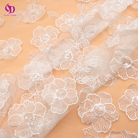 Tissu en dentelle de tulle brodé floral 3D exquis de qualité supérieure avec sequins, tissu en filet transparent doux pour robe de mariée, vente en gros, couleur personnalisée