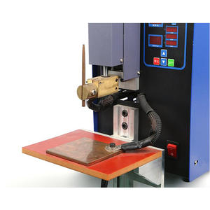 Máquina neumática de soldadura por puntos de fabricación profesional de nueva tecnologí<span class=keywords><strong>a</strong></span> <span class=keywords><strong>2023</strong></span> - Product Image 3