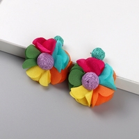 Anting-anting besar bergaya bohemian Harajuku, terbuat dari kain warna-warni dengan bunga handmade, perhiasan kasual yang sedang laris manis untuk wanita
